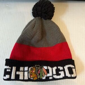Reebok Chicago Blackhawks Cuffed Beanie Pom Hat Cap Hockey NHL